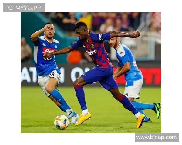 意大利与秘鲁国际友谊赛精彩对决展现足球魅力与团队精神