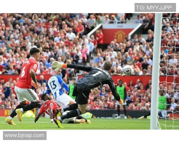 曼联与布莱顿激战正酣詹俊解读比赛精彩瞬间与战术分析