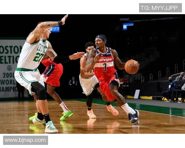 猛龙对阵雄鹿精彩直播地址分享及赛事前瞻分析